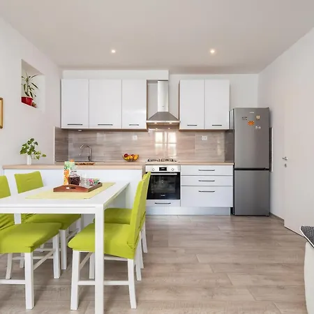 Seaside Tafra Apartment Stanici
