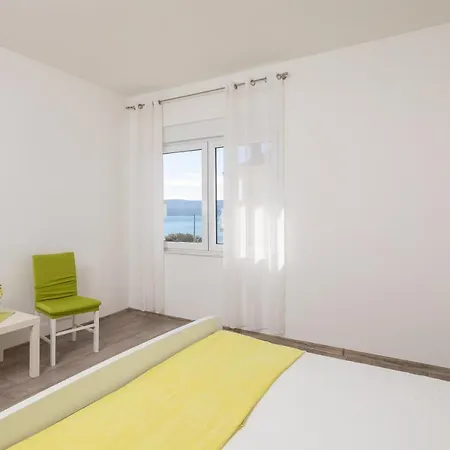 Apartment Seaside Tafra