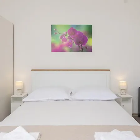 Apartment Seaside Tafra Stanici