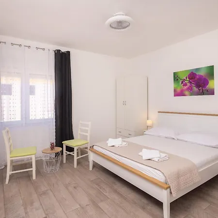 Seaside Tafra Apartment Stanici