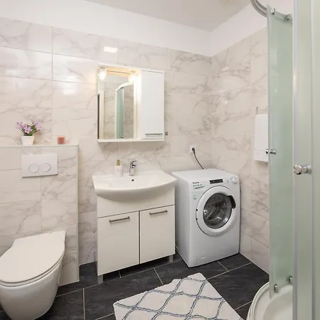 Seaside Tafra Apartment *